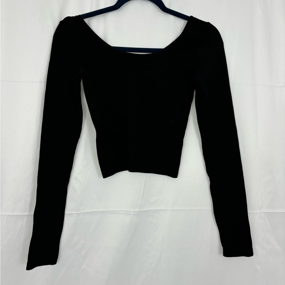 New small wild fable black ribbed & cropped long sleeve top